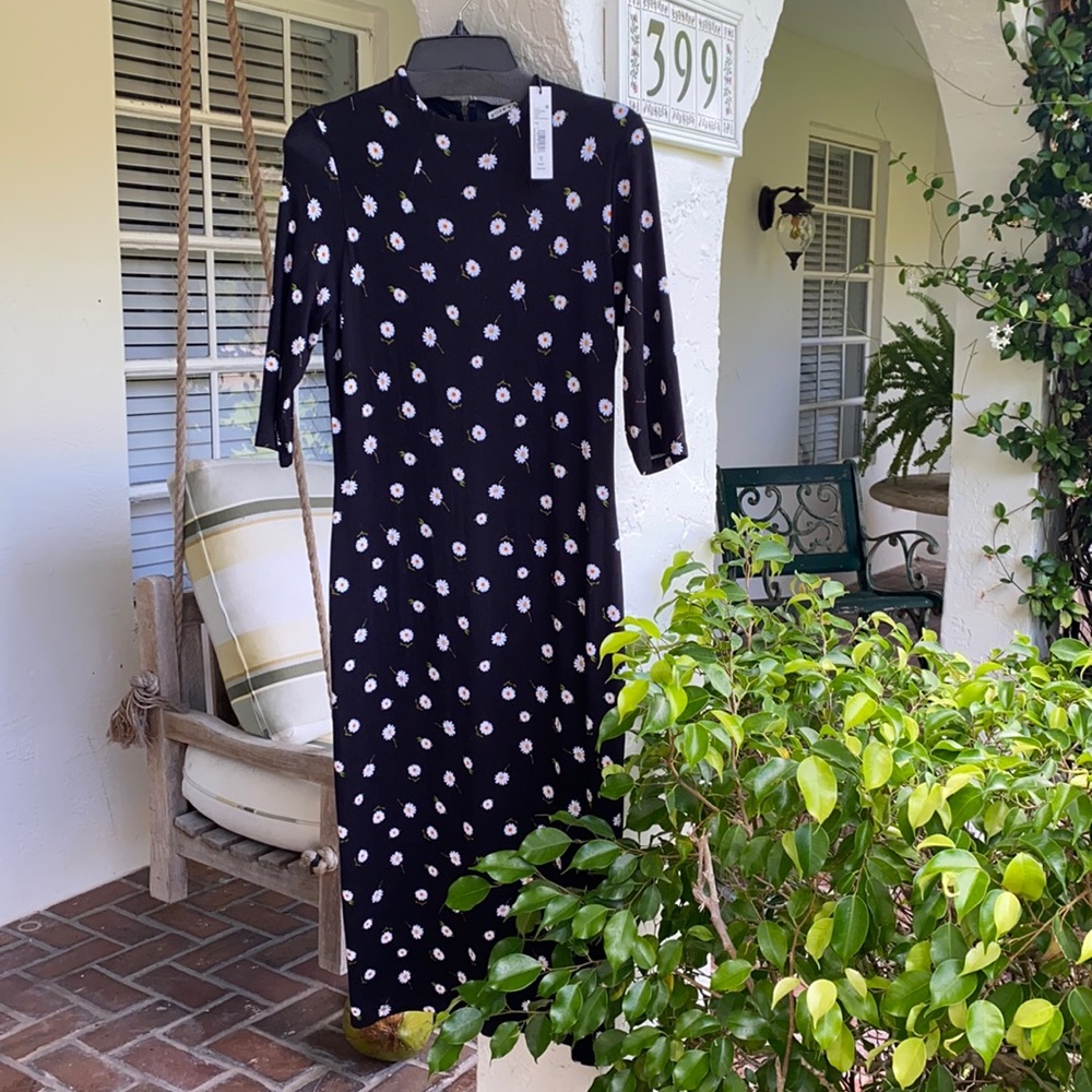 Alice & Olivia midi/maxi dress. Sz.-12 Orig.$330. This dress is on hold.**